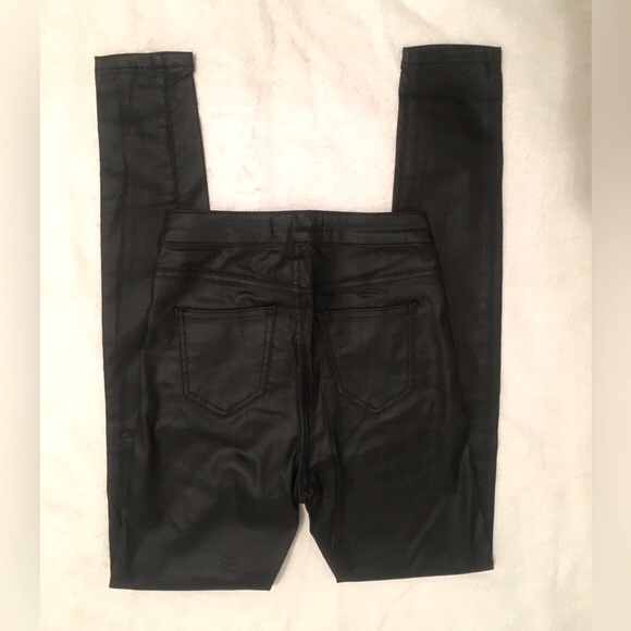 NWOT Black Faux Leather High Waisted Skinny Pants - Picture 7 of 15
